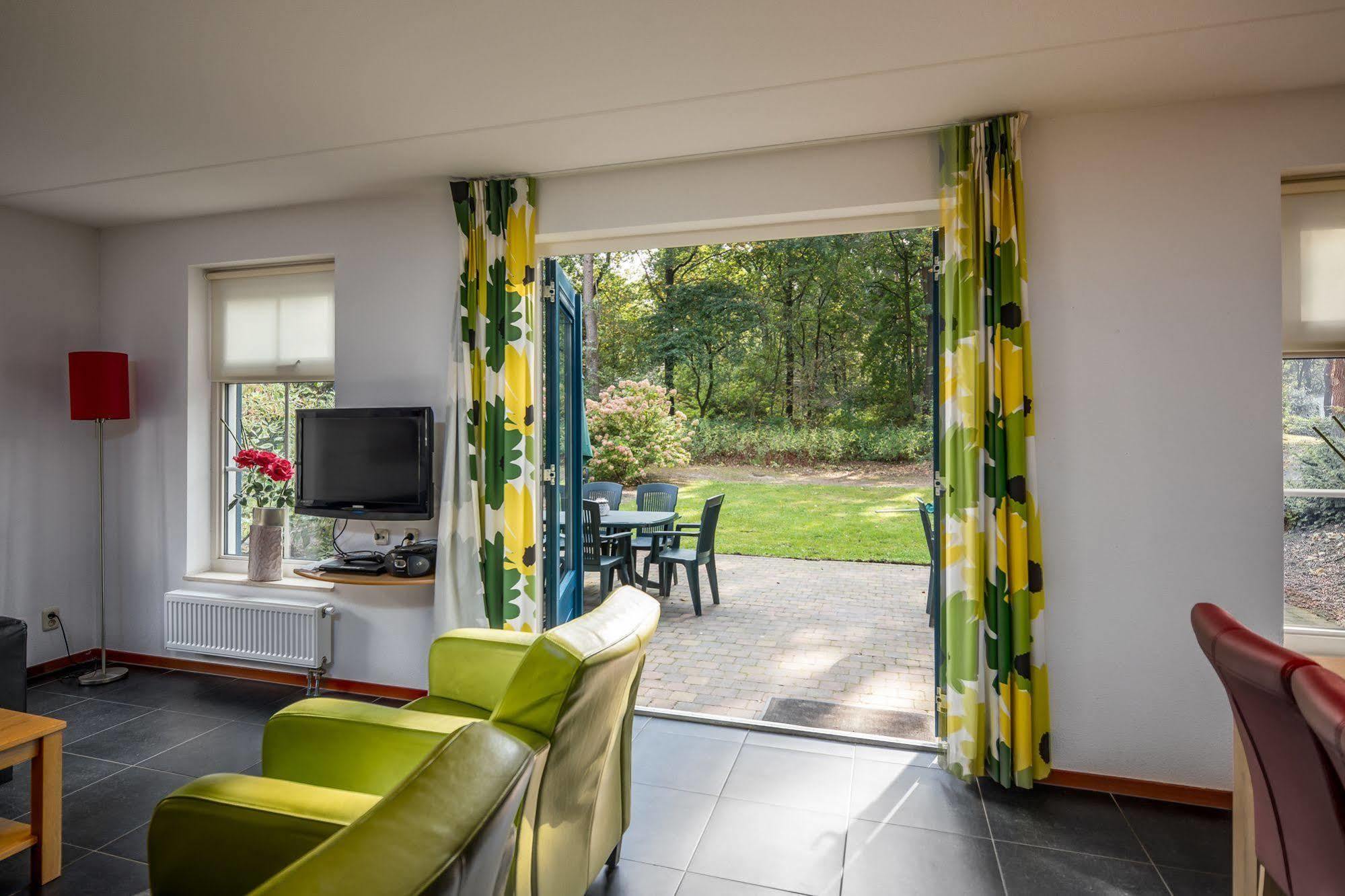 Roompot Landgoed Het Grote Zand Hooghalen ภายนอก รูปภาพ